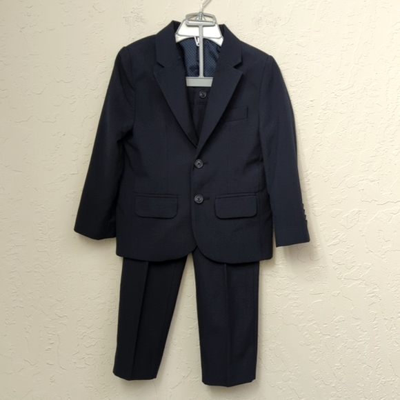 LIKE NEW Cat & Jack Toddler Boy's Navy Two Piece Black & Pants Suit Set Size 4T - Picture 4 of 16